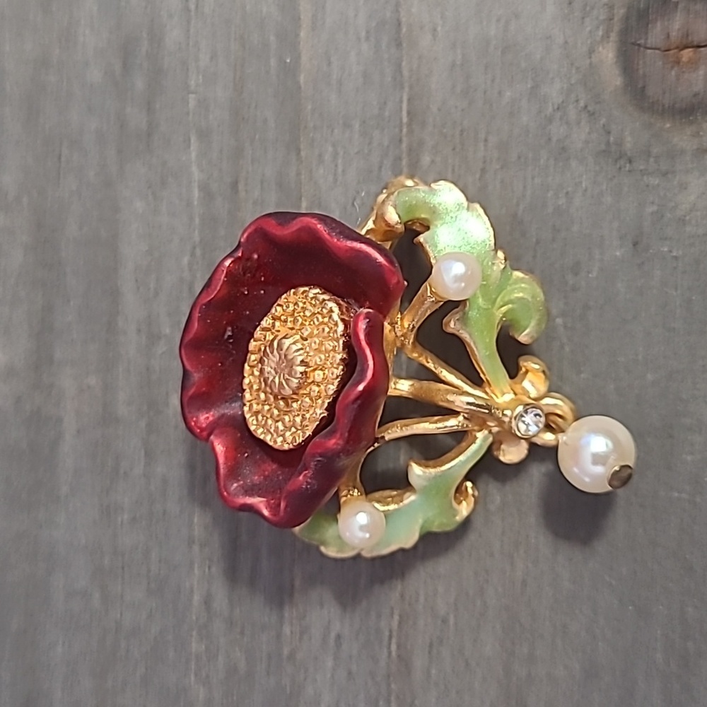 Vintage Joan Rivers Brooch